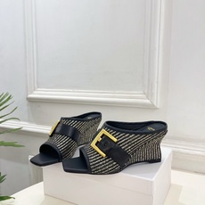 Balmain巴尔曼 代购级别⚠️2026春夏新品 经典皮带扣坡跟方头拖鞋—————————顶级奢侈品牌 Balmain巴尔曼 代购级别⚠️2026春夏新品 经典皮带扣坡跟方头拖鞋—————————顶级奢侈品牌