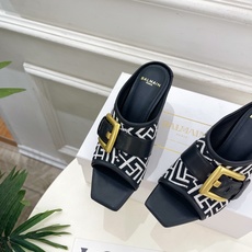Balmain巴尔曼 代购级别⚠️2026春夏新品 经典皮带扣坡跟方头拖鞋—————————顶级奢侈品牌 Balmain巴尔曼 代购级别⚠️2026春夏新品 经典皮带扣坡跟方头拖鞋—————————顶级奢侈品牌