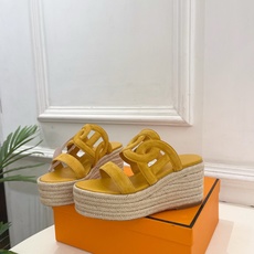 🐎𝐇𝐄𝐑𝐌𝐄* 爱玛仕 26𝐬𝐬 🌈2026春夏新品 专柜新款 爱马仕 lthea 猪鼻子麻绳厚底草编鞋 🐎𝐇𝐄𝐑𝐌𝐄* 爱玛仕 26𝐬𝐬 🌈2026春夏新品 专柜新款 爱马仕 lthea 猪鼻子麻绳厚底草编鞋
