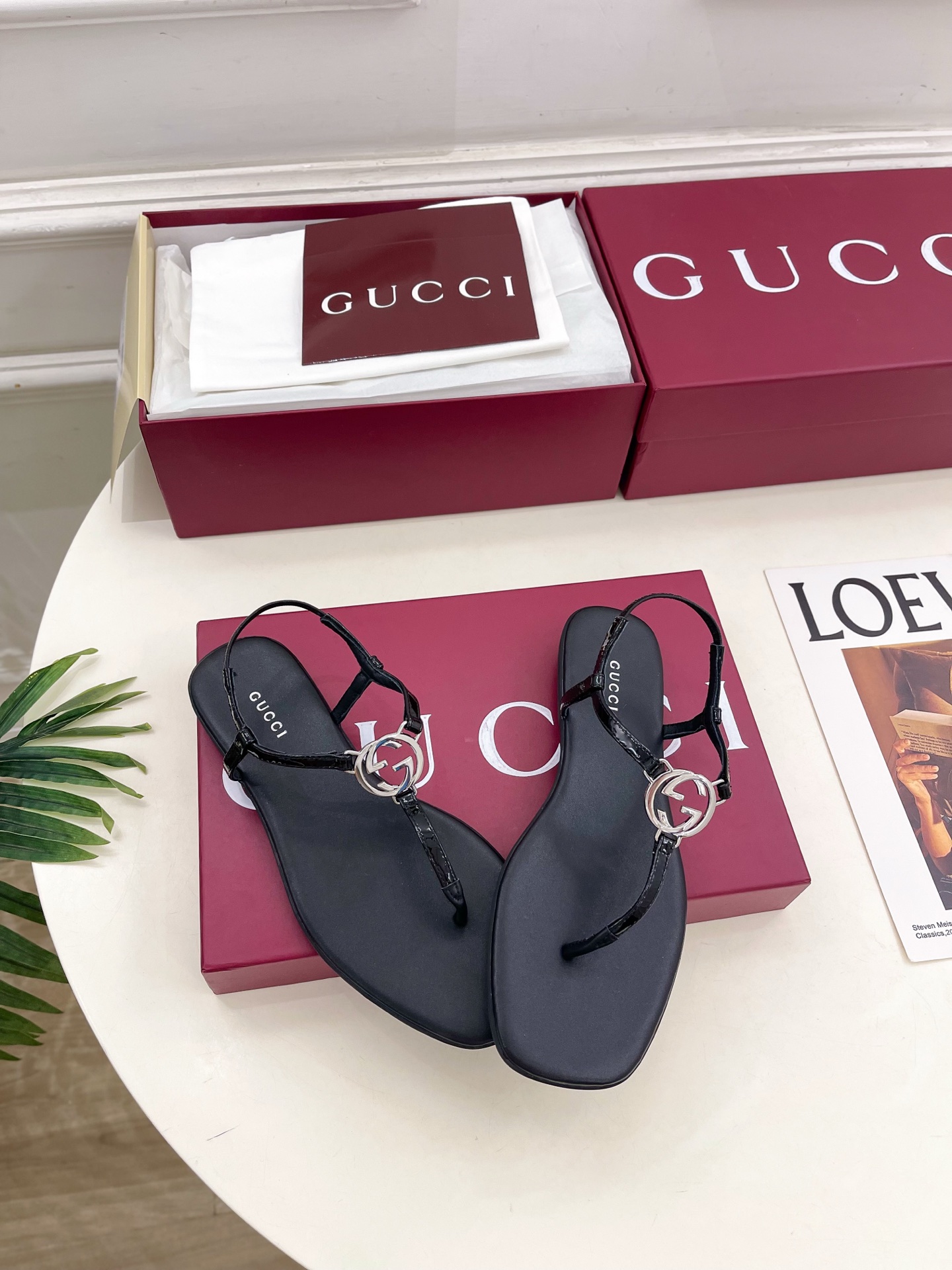 Gucci |  古驰  26𝐬𝐬 ⭐️ G家 主打系列终于面世，狠货值得期待！原有的经典 创造新设计 