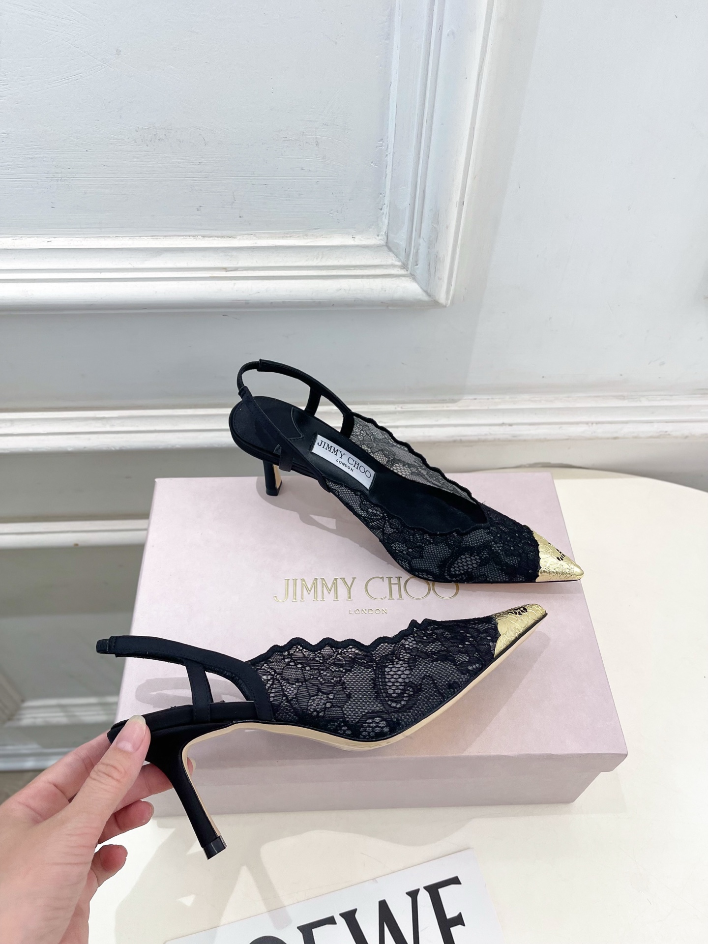 JimmyChoo 吉米周 26𝐬𝐬 ———    ✨ 2026春夏新品 专柜最新JC蕾丝金属头高跟凉鞋