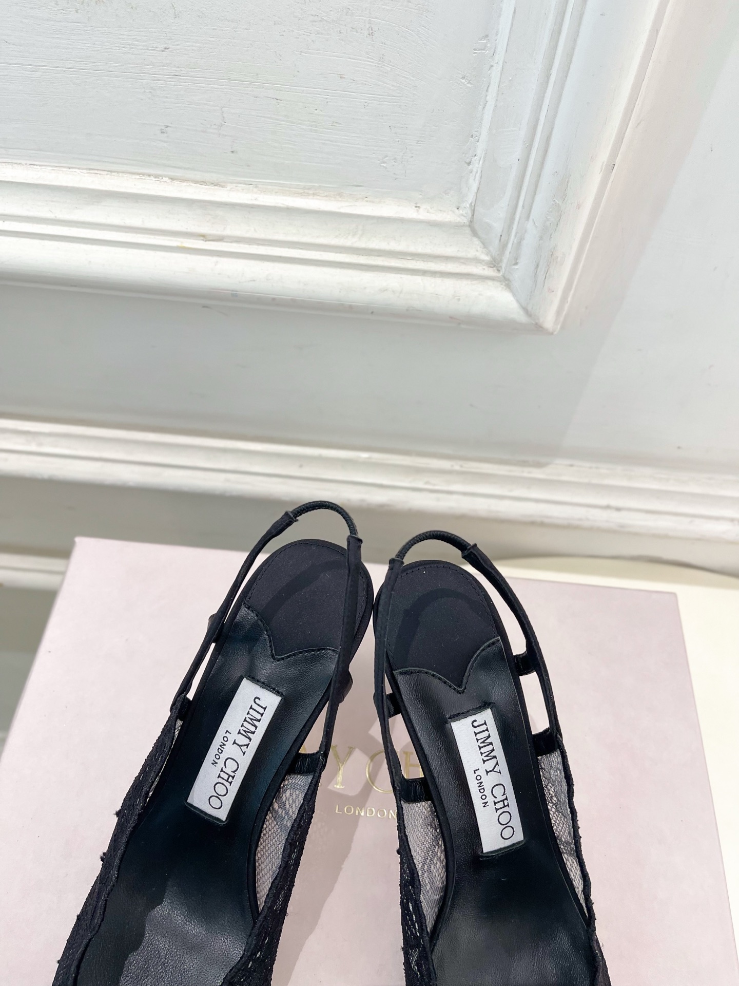 JimmyChoo 吉米周 26𝐬𝐬 ———    ✨ 2026春夏新品 专柜最新JC蕾丝金属头高跟凉鞋