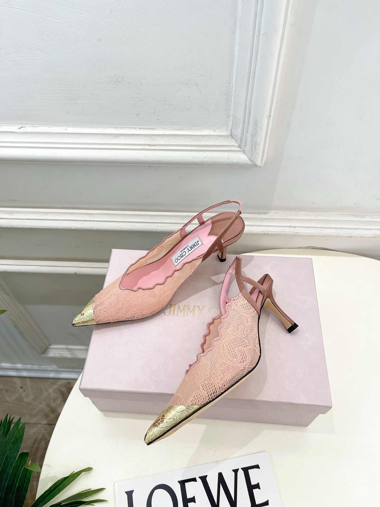 JimmyChoo 吉米周 26𝐬𝐬 ———    ✨ 2026春夏新品 专柜最新JC蕾丝金属头高跟凉鞋