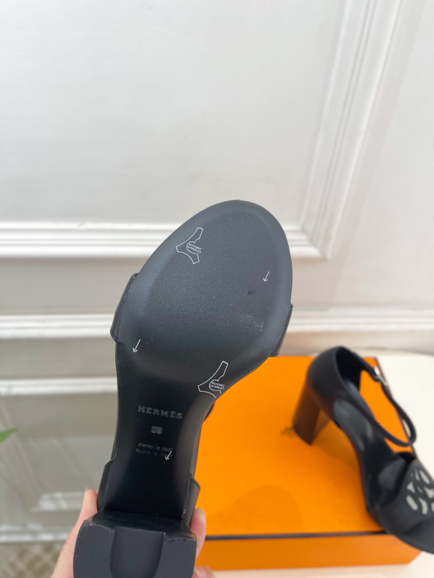 🐎𝐇𝐄𝐑𝐌𝐄* 爱玛仕 26𝐬𝐬 🌈2026春夏新品 专柜新款 Marquise 50高跟凉鞋 系列〰◽