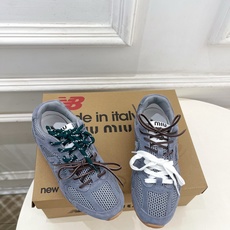Miu Miu | 缪缪 26𝐬𝐬 男士+10🖤专柜主打最新秀款 2026新品New Balance x Miu Miu | 缪缪 26𝐬𝐬 男士+10🖤专柜主打最新秀款 2026新品New Balance x