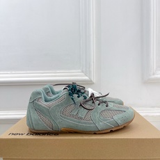 Miu Miu | 缪缪 26𝐬𝐬 男士+10🖤专柜主打最新秀款 2026新品New Balance x Miu Miu | 缪缪 26𝐬𝐬 男士+10🖤专柜主打最新秀款 2026新品New Balance x