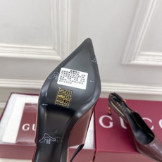 Gucci | 古驰 26𝐬𝐬 ⭐️ G家 主打系列终于面世,狠货值得期待!原有的经典 创造新设计 Gucci | 古驰 26𝐬𝐬 ⭐️ G家 主打系列终于面世,狠货值得期待!原有的经典 创造新设计