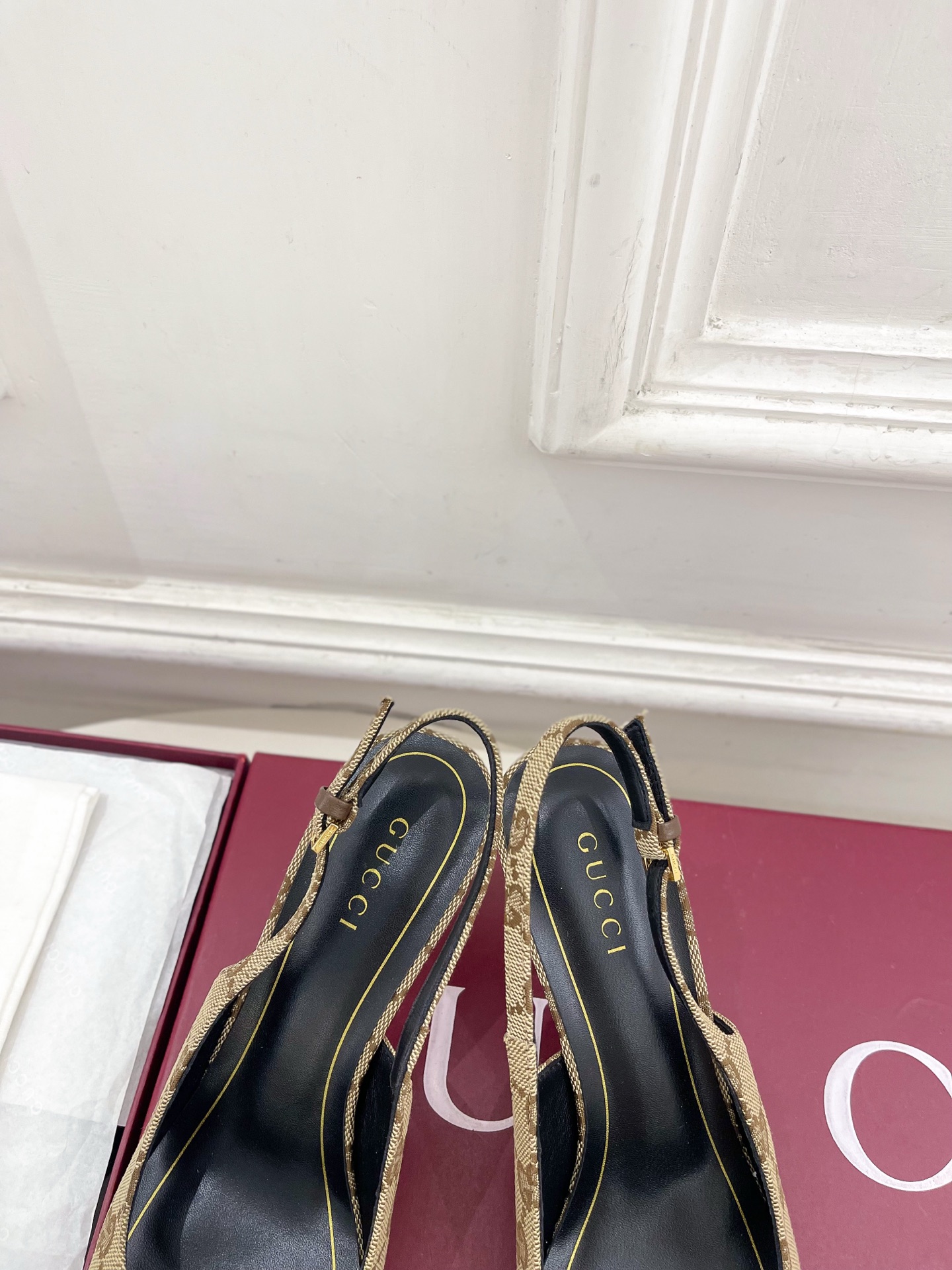 Gucci |  古驰  26𝐬𝐬 ⭐️ G家 主打系列终于面世，狠货值得期待！原有的经典 创造新设计 