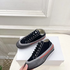 Maison Margiela· 马吉拉26𝐬𝐬 2026春夏新品 经典MM6复古帆布拼色情侣款休闲德训 Maison Margiela· 马吉拉26𝐬𝐬 2026春夏新品 经典MM6复古帆布拼色情侣款休闲德训