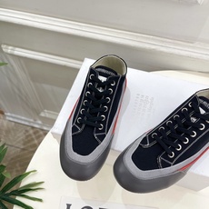 Maison Margiela· 马吉拉26𝐬𝐬 2026春夏新品 经典MM6复古帆布拼色情侣款休闲德训 Maison Margiela· 马吉拉26𝐬𝐬 2026春夏新品 经典MM6复古帆布拼色情侣款休闲德训