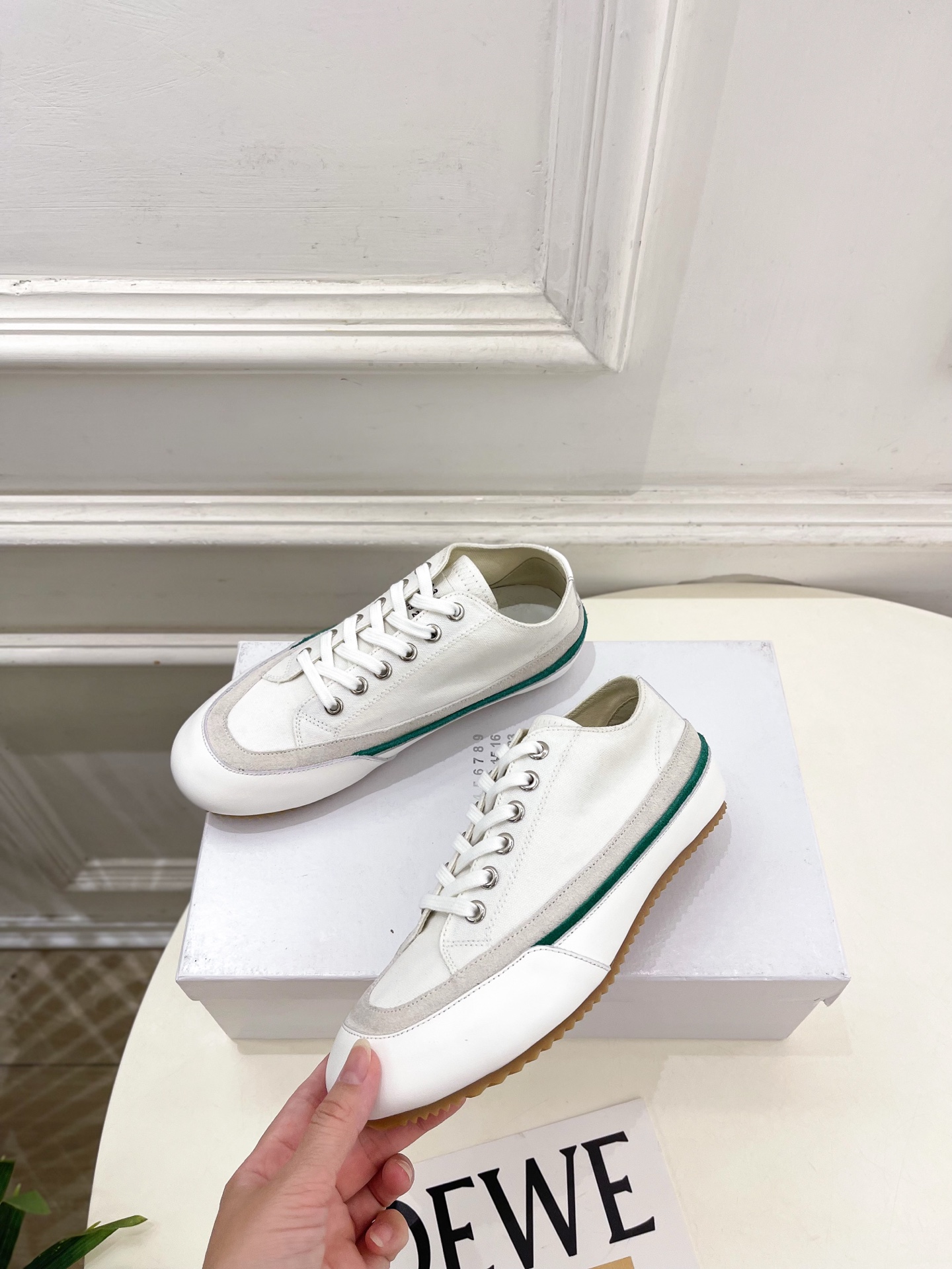 Maison Margiela· 马吉拉26𝐬𝐬 2026春夏新品 经典MM6复古帆布拼色情侣款休闲德训