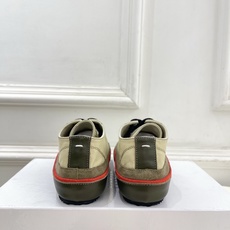 Maison Margiela· 马吉拉26𝐬𝐬 2026春夏新品 经典MM6复古帆布拼色情侣款休闲德训 Maison Margiela· 马吉拉26𝐬𝐬 2026春夏新品 经典MM6复古帆布拼色情侣款休闲德训