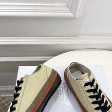 Maison Margiela· 马吉拉26𝐬𝐬 2026春夏新品 经典MM6复古帆布拼色情侣款休闲德训 Maison Margiela· 马吉拉26𝐬𝐬 2026春夏新品 经典MM6复古帆布拼色情侣款休闲德训
