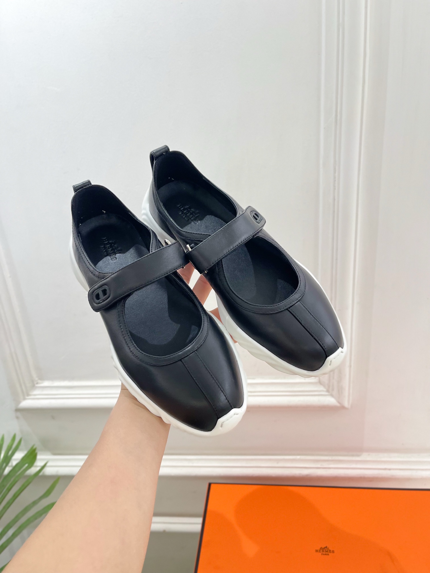 🐎𝐇𝐄𝐑𝐌𝐄* 爱玛仕 26𝐬𝐬 🌈2026春夏新品 专柜新款Neptune魔术贴玛丽珍芭蕾舞鞋 系列〰