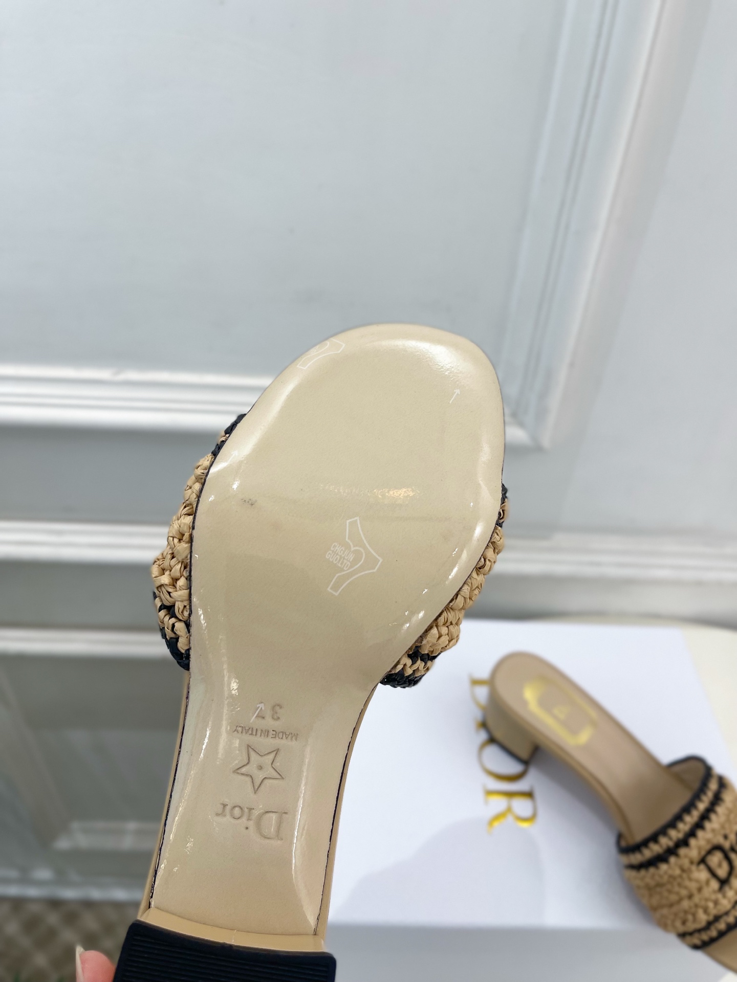 Dior | 迪奥 26𝐬𝐬 🧡💚2026春夏新品 顶级版本⚠️专柜主打新款 Dior Woven拉菲草