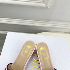 Dior | 迪奥 26𝐬𝐬 🧡💚2026春夏新品 顶级版本⚠️专柜主打新款 Dior Woven拉菲草 Dior | 迪奥 26𝐬𝐬 🧡💚2026春夏新品 顶级版本⚠️专柜主打新款 Dior Woven拉菲草