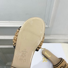 Dior | 迪奥 26𝐬𝐬 🧡💚2026春夏新品 顶级版本⚠️专柜主打新款 Dior Woven拉菲草 Dior | 迪奥 26𝐬𝐬 🧡💚2026春夏新品 顶级版本⚠️专柜主打新款 Dior Woven拉菲草