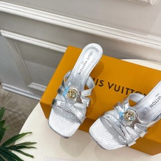 LV | 路易威登 26𝐬𝐬 🧡💚2026春夏新品 顶级版本‼️原版一致专柜主打最新款 LV经典 LV | 路易威登 26𝐬𝐬 🧡💚2026春夏新品 顶级版本‼️原版一致专柜主打最新款 LV经典