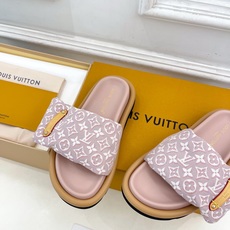 LV | 路易威登 26𝐬𝐬 🧡💚2026春夏新品 顶级版本⚠️专柜主打最新款LV 提花织物魔术贴羽绒拖 LV | 路易威登 26𝐬𝐬 🧡💚2026春夏新品 顶级版本⚠️专柜主打最新款LV 提花织物魔术贴羽绒拖