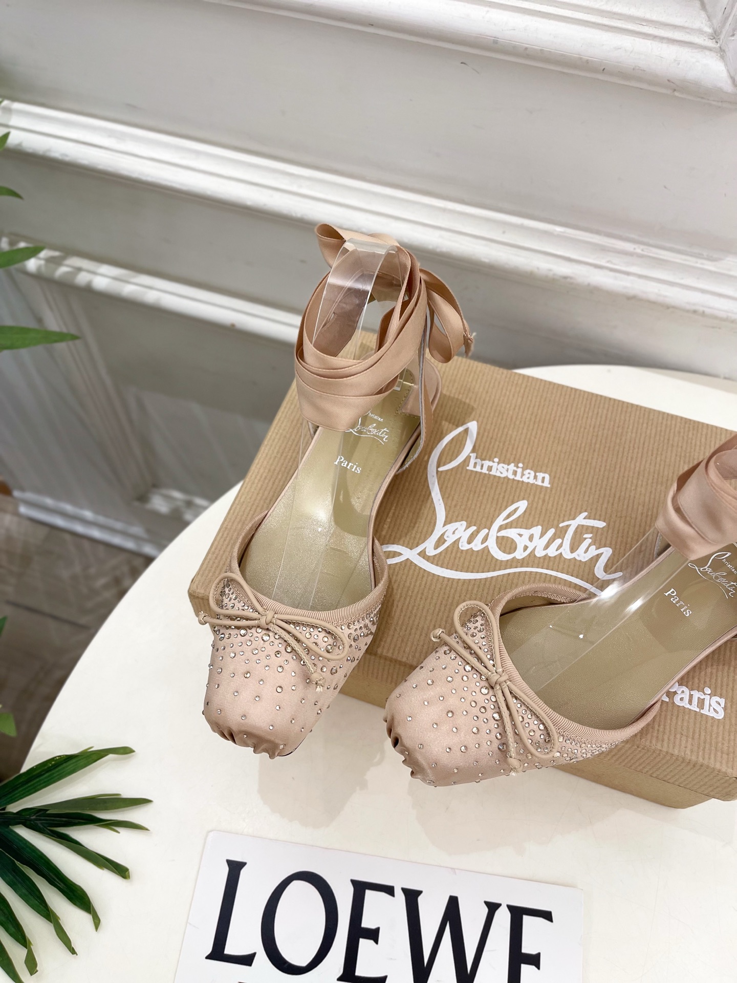 Christian Louboutin路铂廷CL 红底鞋 26ss最新Cassia Lace Up 水钻