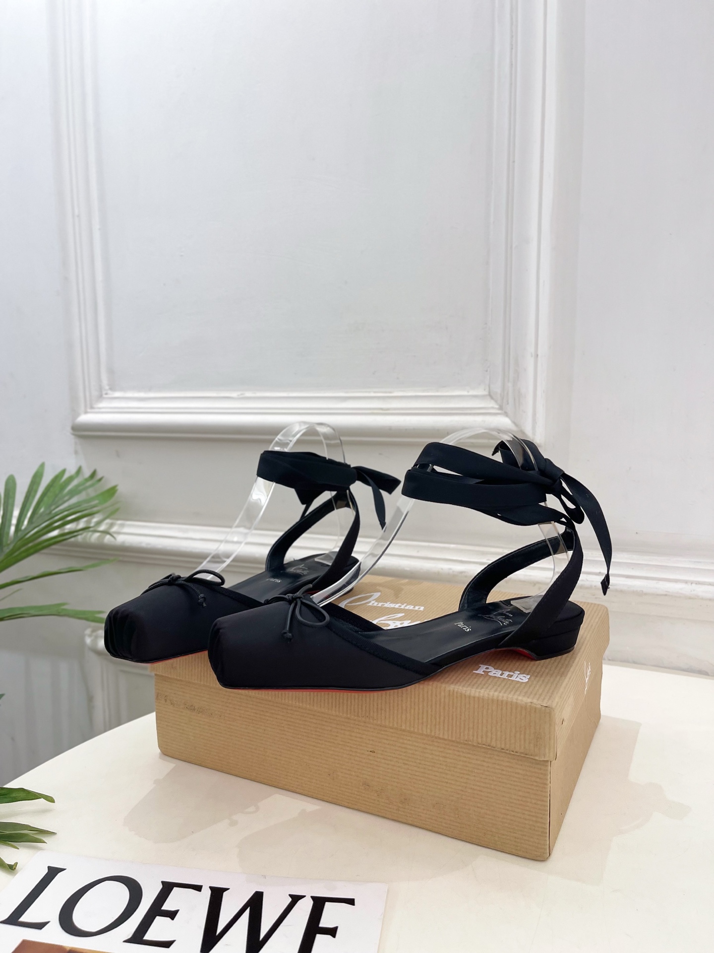 Christian Louboutin路铂廷CL 红底鞋 26ss最新Cassia Lace Up 水钻