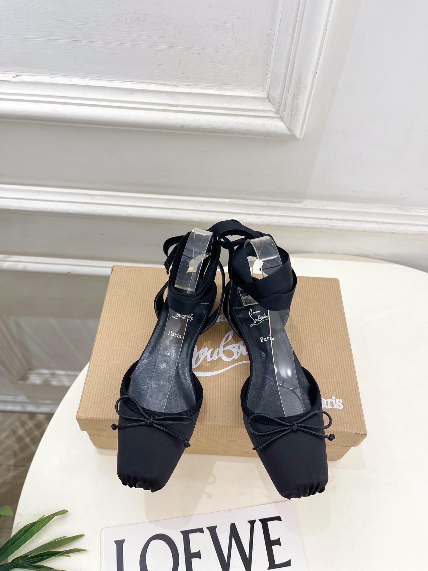 Christian Louboutin路铂廷CL 红底鞋 26ss最新Cassia Lace Up 水钻