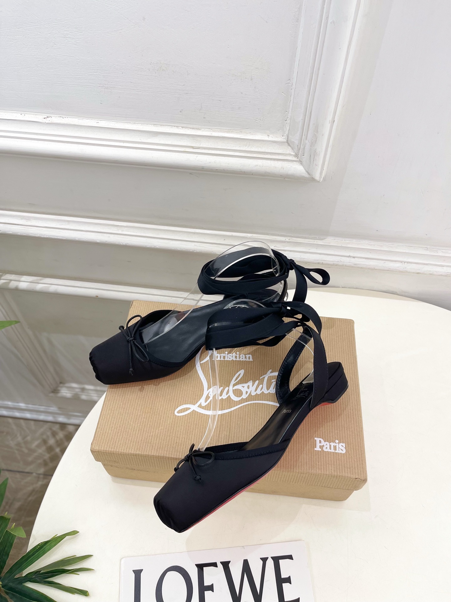Christian Louboutin路铂廷CL 红底鞋 26ss最新Cassia Lace Up 水钻