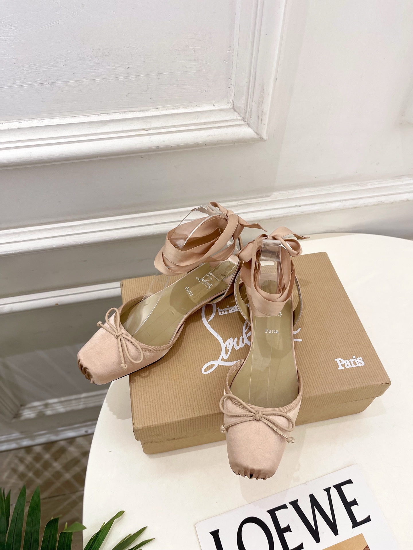 Christian Louboutin路铂廷CL 红底鞋 26ss最新Cassia Lace Up 水钻
