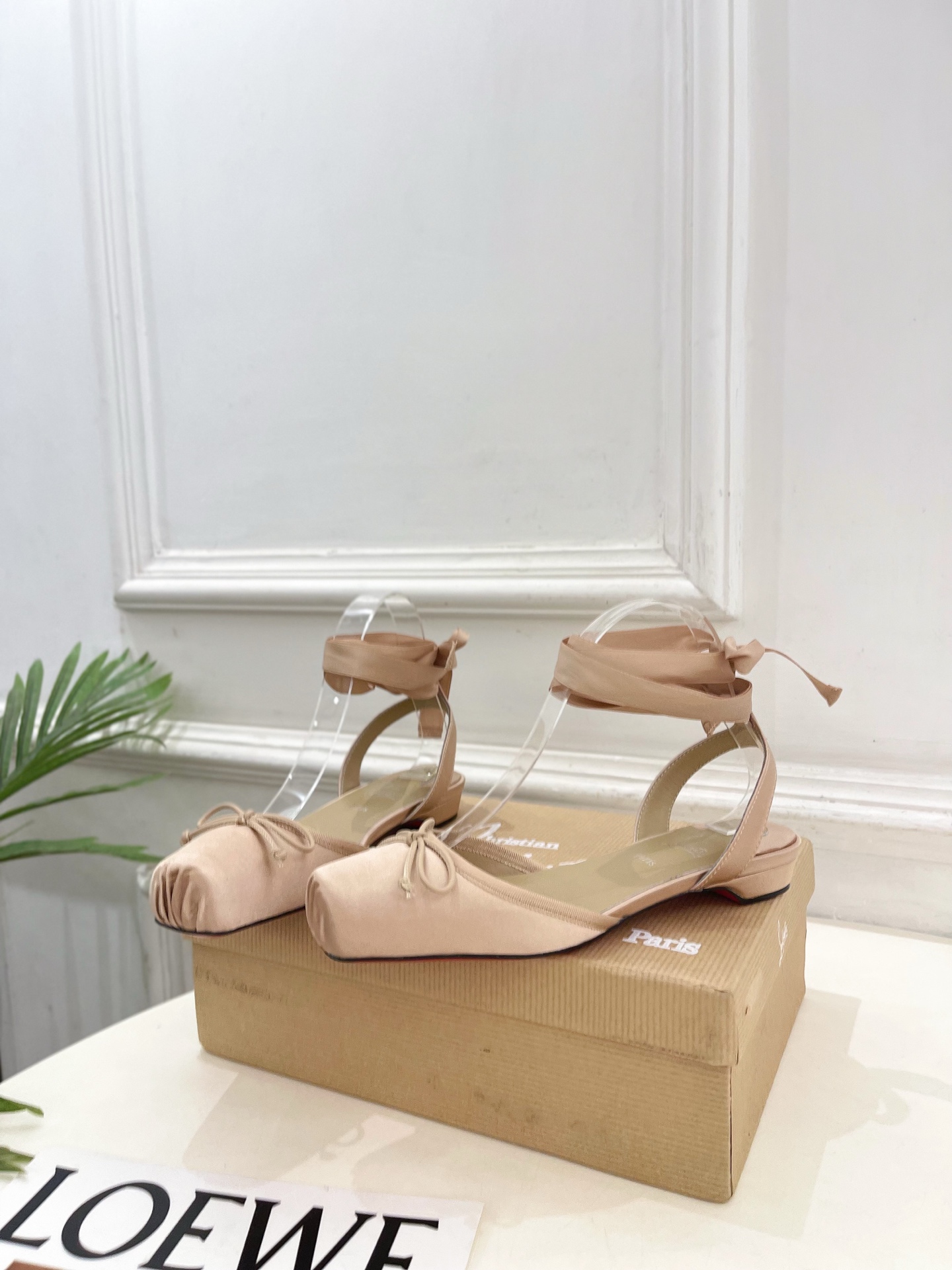 Christian Louboutin路铂廷CL 红底鞋 26ss最新Cassia Lace Up 水钻