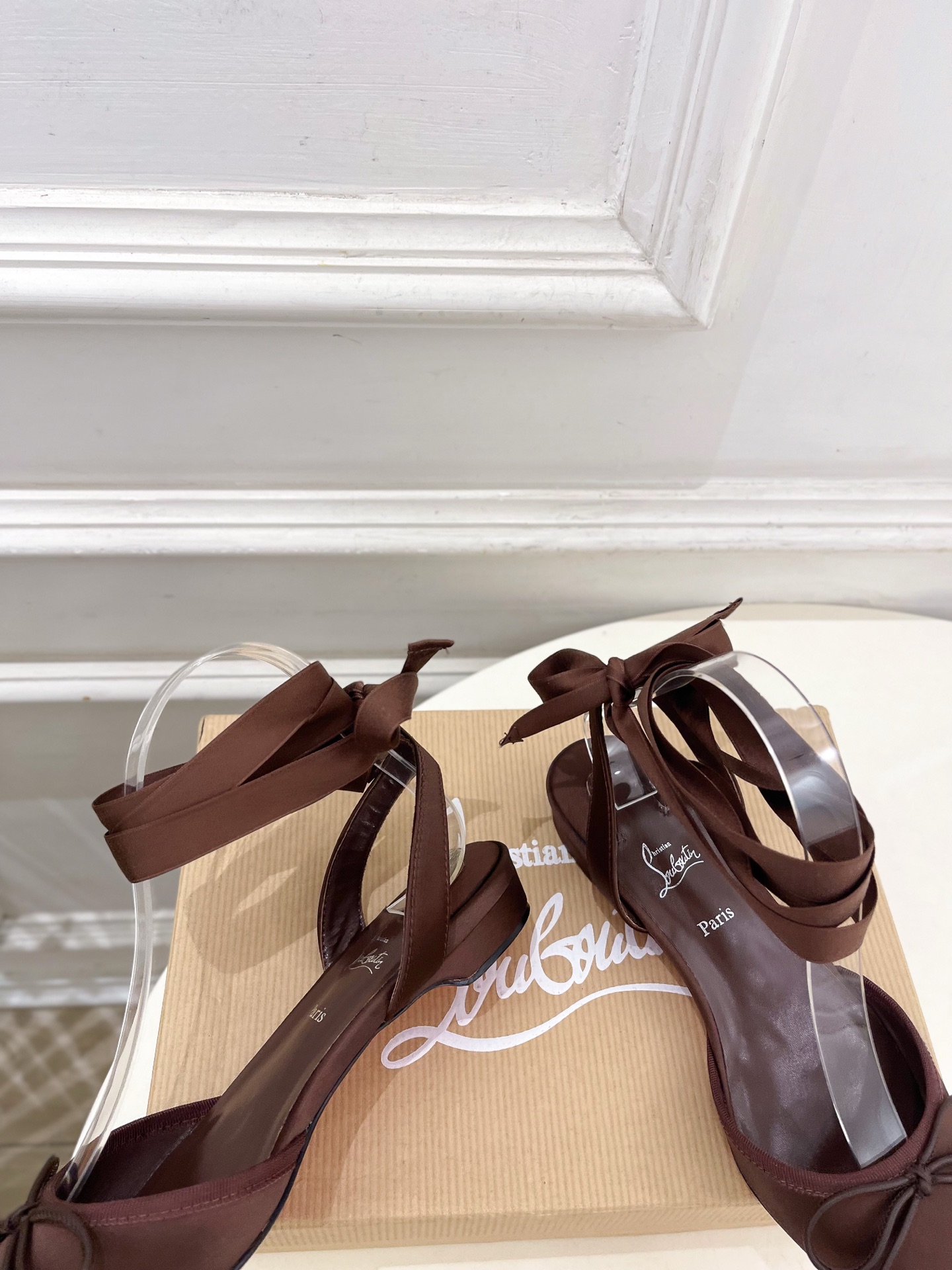 Christian Louboutin路铂廷CL 红底鞋 26ss最新Cassia Lace Up 水钻