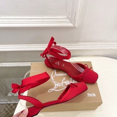 Christian Louboutin路铂廷CL 红底鞋 26ss最新Cassia Lace Up 水钻 Christian Louboutin路铂廷CL 红底鞋 26ss最新Cassia Lace Up 水钻