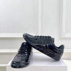 Maison Margiela· 马吉拉26𝐬𝐬 2026春夏新品MM6 滴胶绑带德训鞋 运动鞋———— Maison Margiela· 马吉拉26𝐬𝐬 2026春夏新品MM6 滴胶绑带德训鞋 运动鞋————
