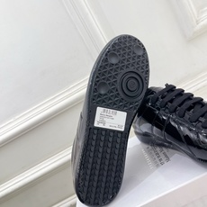 Maison Margiela· 马吉拉26𝐬𝐬 2026春夏新品MM6 滴胶绑带德训鞋 运动鞋———— Maison Margiela· 马吉拉26𝐬𝐬 2026春夏新品MM6 滴胶绑带德训鞋 运动鞋————