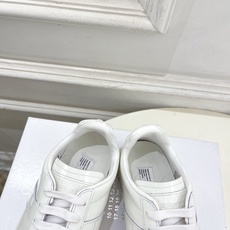 Maison Margiela· 马吉拉26𝐬𝐬 2026春夏新品MM6 滴胶绑带德训鞋 运动鞋———— Maison Margiela· 马吉拉26𝐬𝐬 2026春夏新品MM6 滴胶绑带德训鞋 运动鞋————