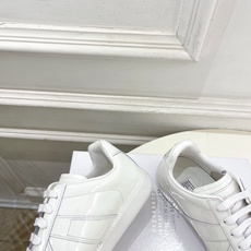 Maison Margiela· 马吉拉26𝐬𝐬 2026春夏新品MM6 滴胶绑带德训鞋 运动鞋———— Maison Margiela· 马吉拉26𝐬𝐬 2026春夏新品MM6 滴胶绑带德训鞋 运动鞋————