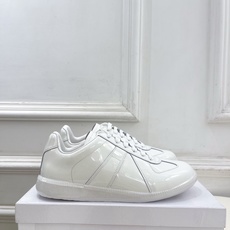 Maison Margiela· 马吉拉26𝐬𝐬 2026春夏新品MM6 滴胶绑带德训鞋 运动鞋———— Maison Margiela· 马吉拉26𝐬𝐬 2026春夏新品MM6 滴胶绑带德训鞋 运动鞋————