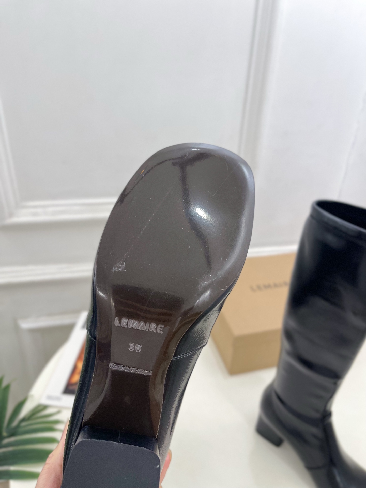 LEMAIRE  2026早秋新品 经典复古粗跟弹力高筒靴—————————作为这两年最受欢迎的设计师牌
