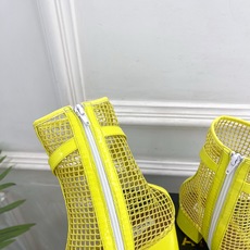 ALAÏA 阿莱亚26𝐬𝐬 2026春夏新品 秀场同款 镂空渔网粗跟凉靴裸靴—————————Alaï ALAÏA 阿莱亚26𝐬𝐬 2026春夏新品 秀场同款 镂空渔网粗跟凉靴裸靴—————————Alaï
