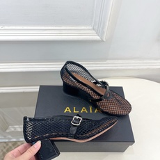 ALAÏA 阿莱亚26𝐬𝐬 2026春夏新品 秀场同款 镂空渔网粗跟玛丽珍网鞋—————————Ala ALAÏA 阿莱亚26𝐬𝐬 2026春夏新品 秀场同款 镂空渔网粗跟玛丽珍网鞋—————————Ala