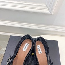 ALAÏA 阿莱亚26𝐬𝐬 2026春夏新品 秀场同款 镂空渔网粗跟玛丽珍网鞋—————————Ala ALAÏA 阿莱亚26𝐬𝐬 2026春夏新品 秀场同款 镂空渔网粗跟玛丽珍网鞋—————————Ala