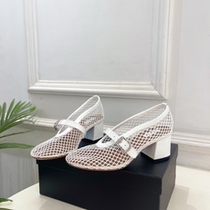 ALAÏA 阿莱亚26𝐬𝐬 2026春夏新品 秀场同款 镂空渔网粗跟玛丽珍网鞋—————————Ala ALAÏA 阿莱亚26𝐬𝐬 2026春夏新品 秀场同款 镂空渔网粗跟玛丽珍网鞋—————————Ala
