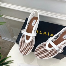 ALAÏA 阿莱亚26𝐬𝐬 2026春夏新品 秀场同款 镂空渔网粗跟玛丽珍网鞋—————————Ala ALAÏA 阿莱亚26𝐬𝐬 2026春夏新品 秀场同款 镂空渔网粗跟玛丽珍网鞋—————————Ala