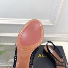 ALAÏA 阿莱亚26𝐬𝐬 2026春夏新品 秀场同款 镂空渔网粗跟夹脚凉鞋—————————Alaï ALAÏA 阿莱亚26𝐬𝐬 2026春夏新品 秀场同款 镂空渔网粗跟夹脚凉鞋—————————Alaï