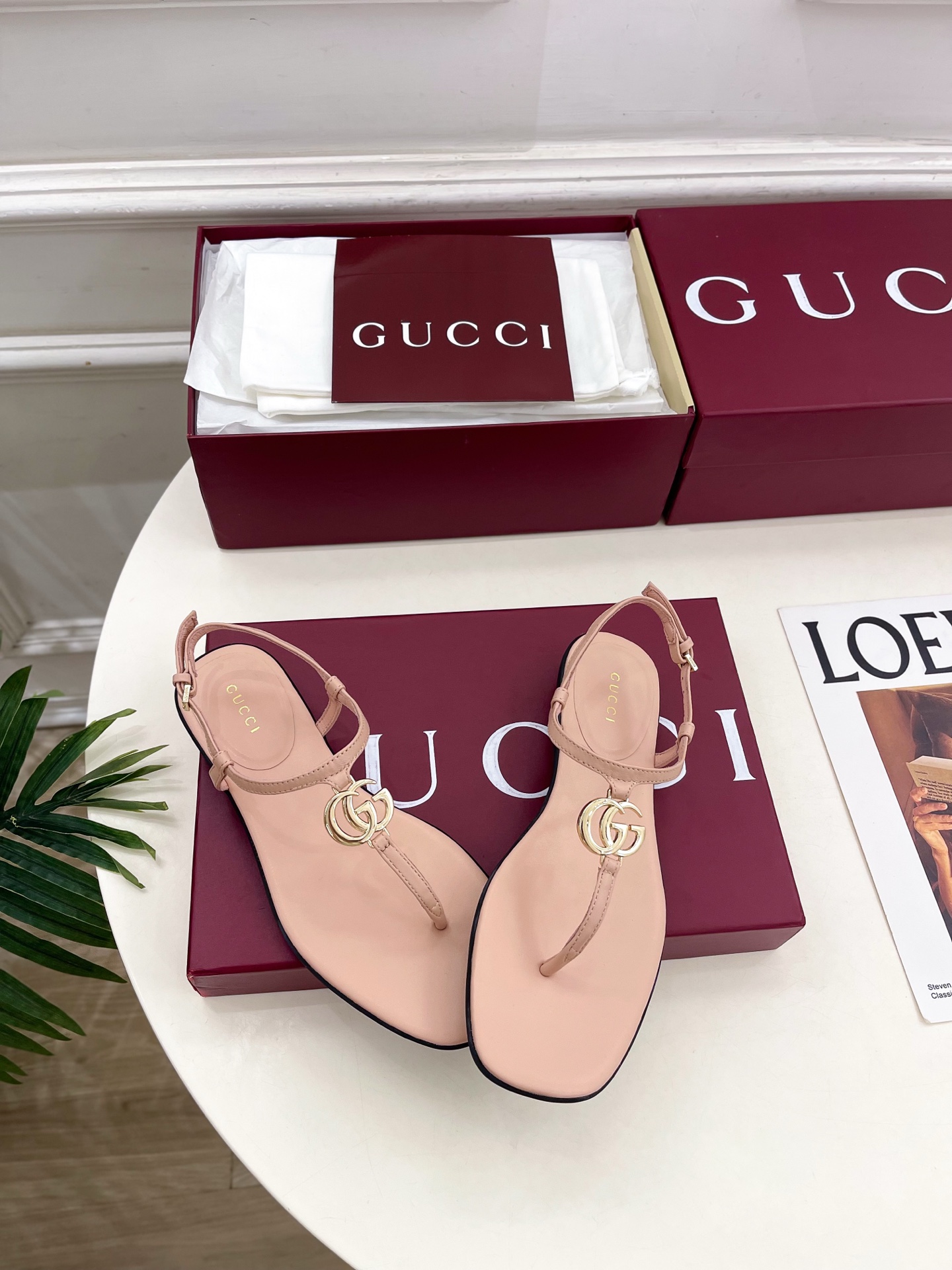 Gucci |  古驰  26𝐬𝐬 ⭐️ G家 主打系列终于面世，狠货值得期待！原有的经典 创造新设计 