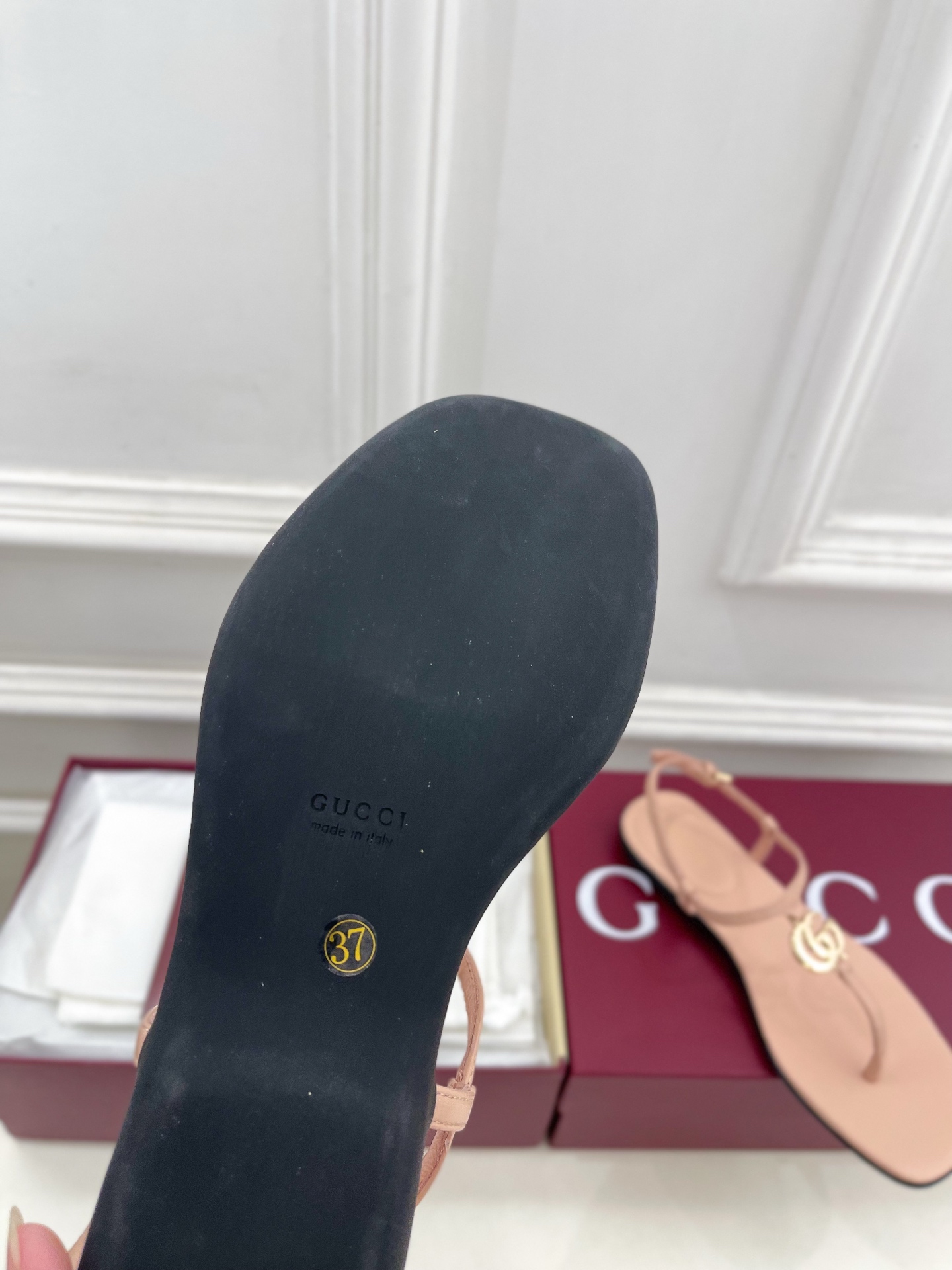 Gucci |  古驰  26𝐬𝐬 ⭐️ G家 主打系列终于面世，狠货值得期待！原有的经典 创造新设计 
