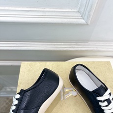 The row 2026春夏新品 TR极简系带休闲德训鞋—————————作为这两年最受欢迎的设计师牌, The row 2026春夏新品 TR极简系带休闲德训鞋—————————作为这两年最受欢迎的设计师牌,