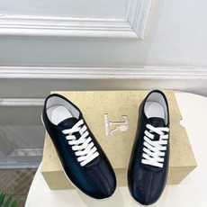 The row 2026春夏新品 TR极简系带休闲德训鞋—————————作为这两年最受欢迎的设计师牌, The row 2026春夏新品 TR极简系带休闲德训鞋—————————作为这两年最受欢迎的设计师牌,