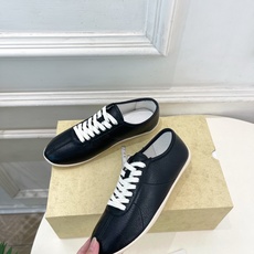 The row 2026春夏新品 TR极简系带休闲德训鞋—————————作为这两年最受欢迎的设计师牌, The row 2026春夏新品 TR极简系带休闲德训鞋—————————作为这两年最受欢迎的设计师牌,