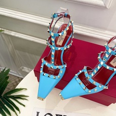 Valentino 华伦天奴 26𝐬𝐬2026春夏新品 ROCKSTUD鉚钉铁头细带高跟凉鞋 上新☑️ Valentino 华伦天奴 26𝐬𝐬2026春夏新品 ROCKSTUD鉚钉铁头细带高跟凉鞋 上新☑️