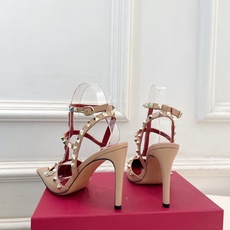 Valentino 华伦天奴 26𝐬𝐬2026春夏新品 ROCKSTUD鉚钉铁头细带高跟凉鞋 上新☑️ Valentino 华伦天奴 26𝐬𝐬2026春夏新品 ROCKSTUD鉚钉铁头细带高跟凉鞋 上新☑️